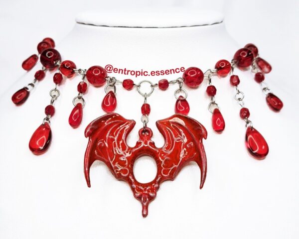 Halskette Bloody Wing